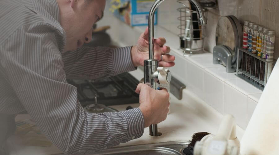 Professional emergency plumbing in Shawnee, KS